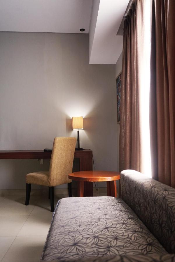 Grand Hatika Hotel Tanjung Pandan Εξωτερικό φωτογραφία