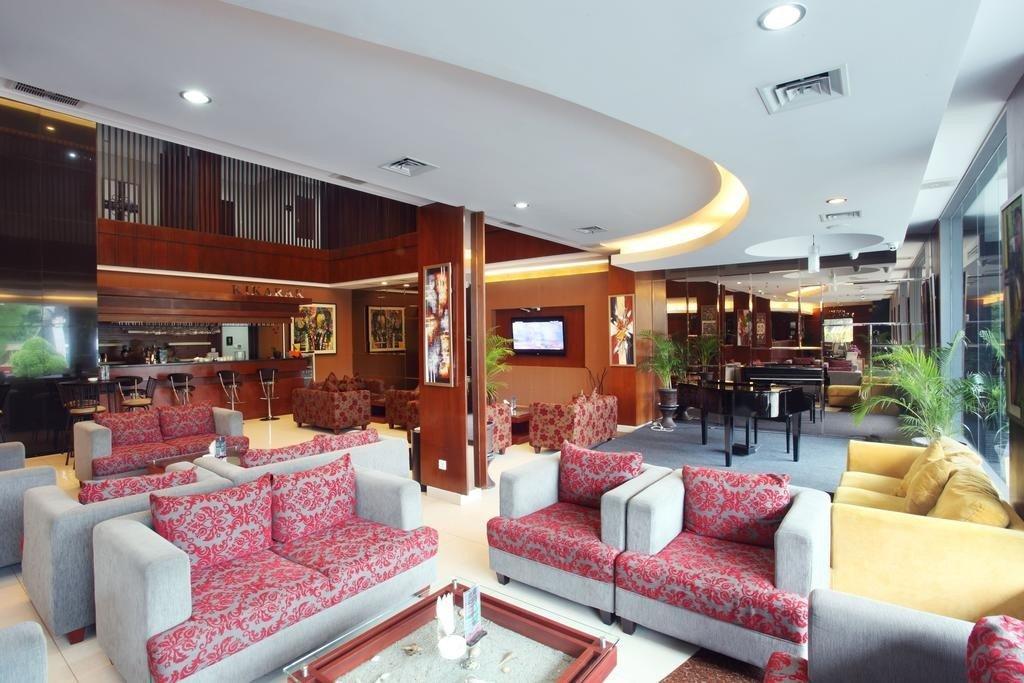 Grand Hatika Hotel Tanjung Pandan Εξωτερικό φωτογραφία