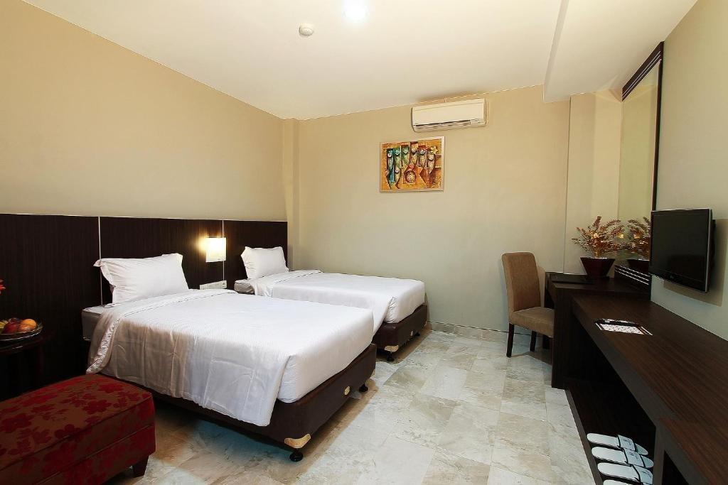 Grand Hatika Hotel Tanjung Pandan Εξωτερικό φωτογραφία