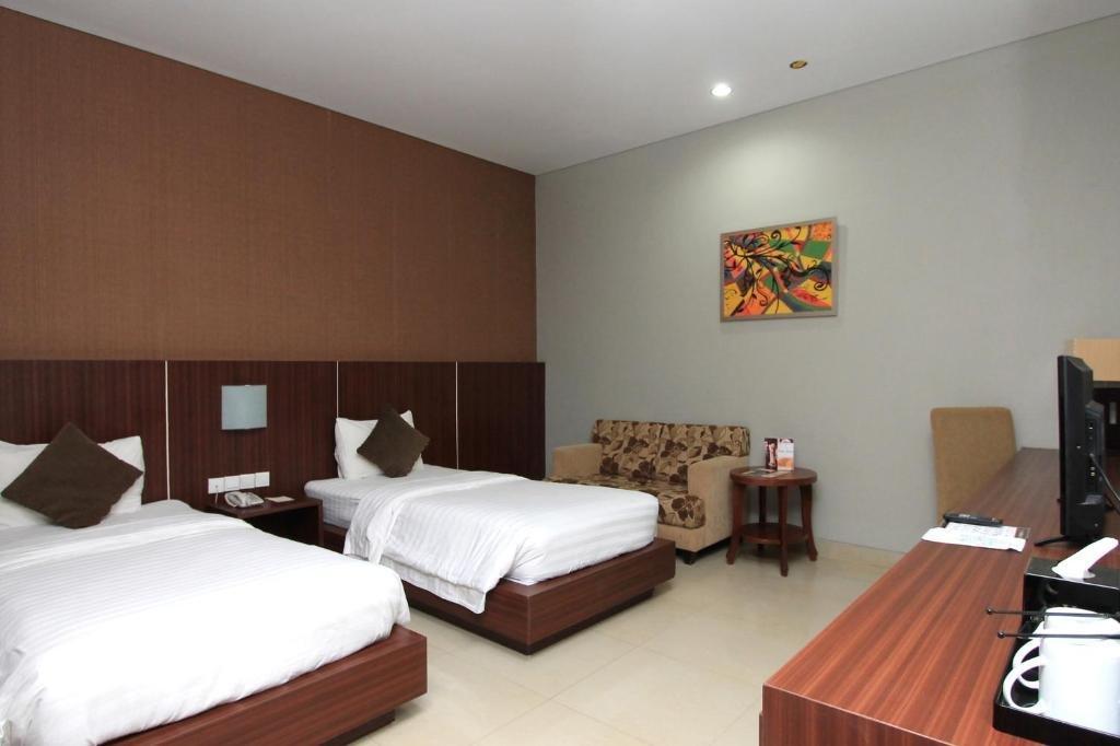 Grand Hatika Hotel Tanjung Pandan Εξωτερικό φωτογραφία